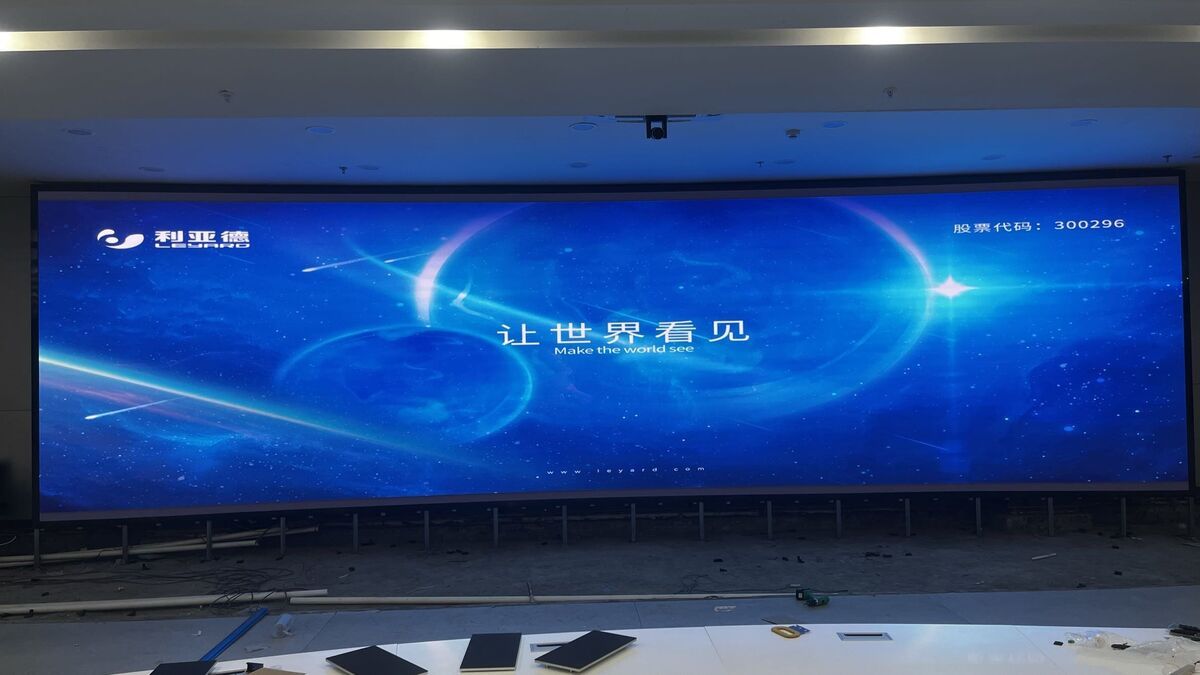 息县民政局1.53小间距LED全彩显示屏 - 背面走线 - 嘉欣电子实拍